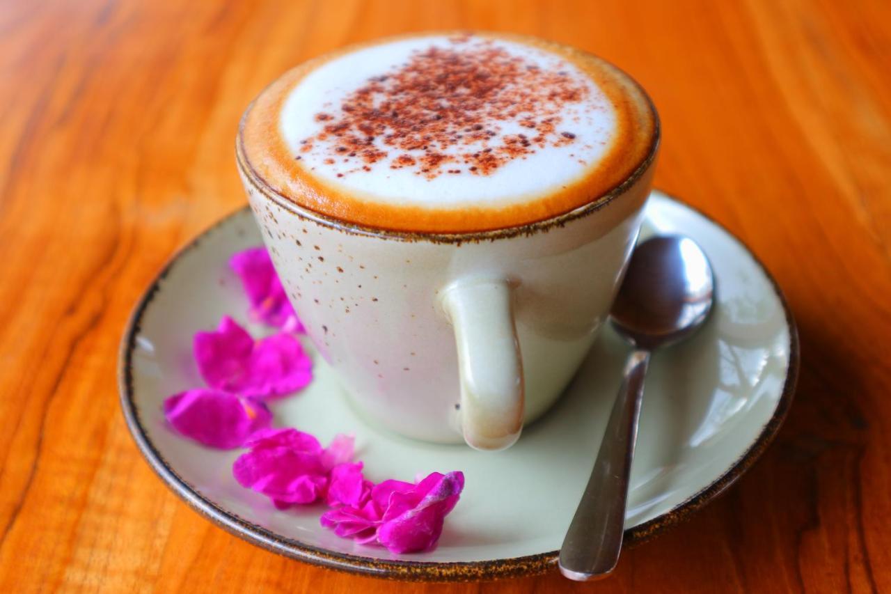 Seno Guesthouse & Cafe Uluwatu  Luaran gambar